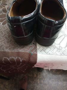 Boys&#39; Black Dress Shoes - Size Unknown