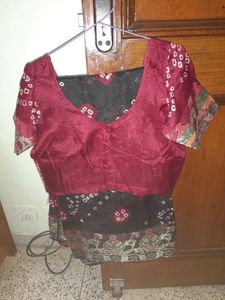 Beautiful Bandhej Print Poly Silk Saree
