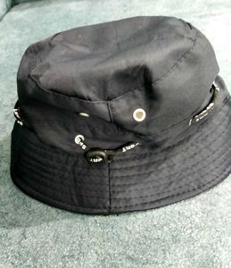 Black Bucket Hat