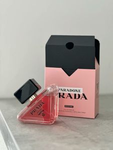 Prada Paradoxe Perfume