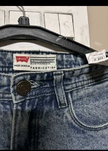 Levi&#39;s Slim Fit Jeans