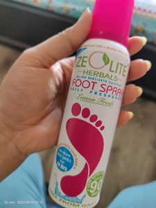 Foot sprey..