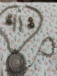 Oxidized Silver Tone Jewelry Set