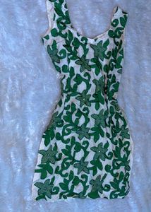Y2K Bollywood Style Green Floral Sleeveless Kurta�