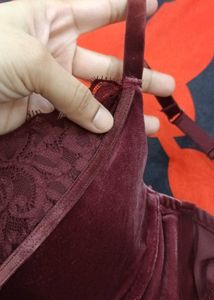 Hunkemoller Velvet Lace Bra 36D