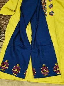 Embroidered Yellow Kurti pant with duppata