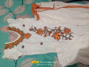 Embroidered Kurti Set With Dupatta