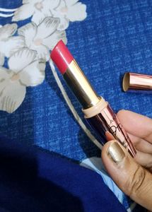Pretty Lakme 9-5 Rose Day Lipstick