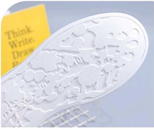 gen_z boys and girls Sneakers