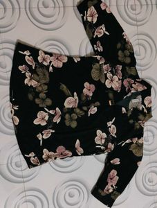 Floral Print three quarters Sleeve Top