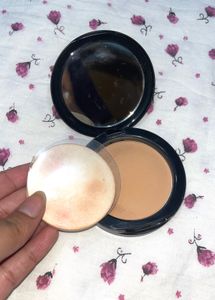 Maybelline New York Fit Me Compact Powder