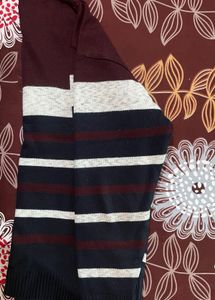 Striped Pullover Sweater with chain