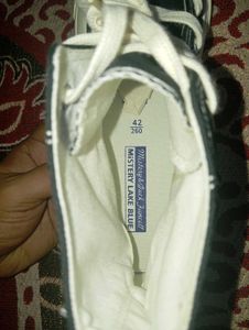 mistery Black High-Top Unisex Sneakers