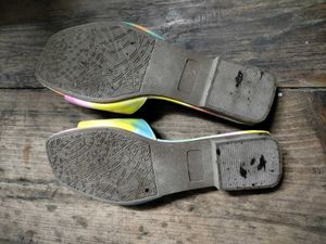 Stylish Women&#39;s Flats for Sale !