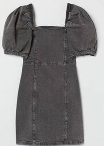 Puffed Sleeves Dress