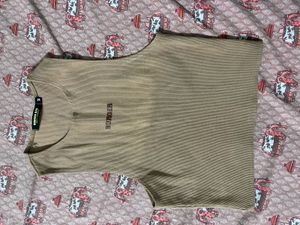 Burger bae Top In New Condition