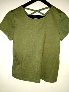 olive colour top for gym or daily wear