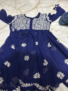 Elegant Blue Embroidered Kurta