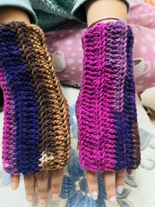Handmade Woolen Gloves