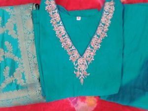 Trending V Neck Kurti Set With Dupatta