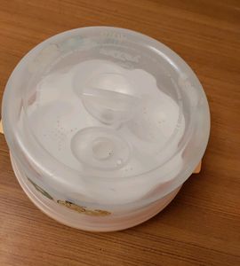 Microwave Idli Maker