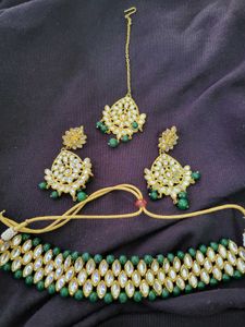 Green Necklace Set