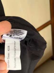 Unisex Graphics Sequined Tee