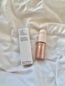 Rare Beauty Highlighter