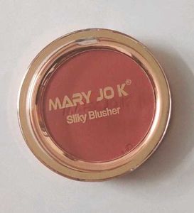 LAKME &amp; SUGAR Foundation &amp; Lipsticks Makeup Combo