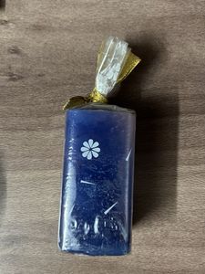 Lavender scented candle
