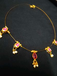 Elegant Pink invisible necklace