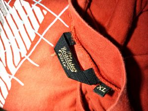 🎄Buy 1, Get 1 Free🎁L/ XL Roadster Tshirt