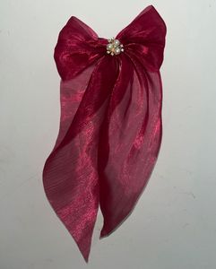 Chic Burgundy Bow Hair Accessory