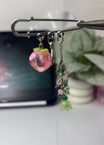 Beaded Phone Charm/ Hello Kitty