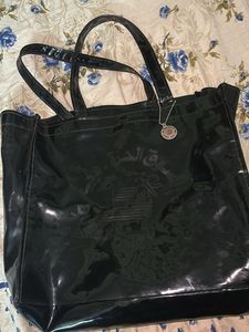 Dubai Duty Free Black Hand Bag