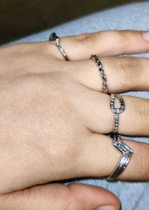 Silver Rings Set