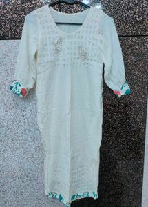 Kurta Set With Balloon Sleeves And Pathani Salwar