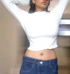 White Ribbed Knit Long Sleeve Crop Top