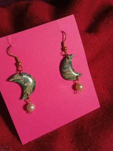 Moon Pearl Earrings