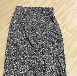 h&m floral midi skirt