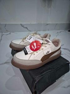 PUMA sneakers