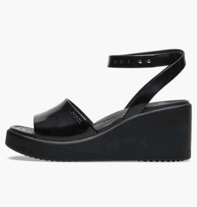 CROCS Brooklyn Ankle Strap Wedge Platform Sandals