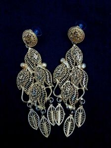 Filigree Leaf Dangle Earrings