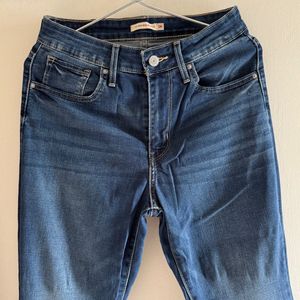Levis Bootcut Jeans