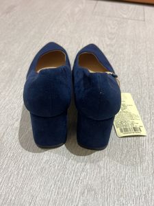 Max Blue Belly With Heels