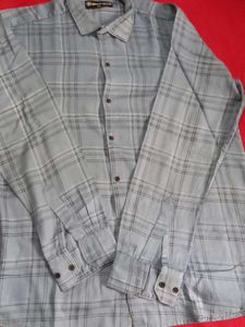 Adwyn Peter Plaid Shirt gray striped.