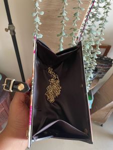 Magazine Clutch