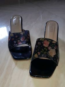 Stylish Black Color Sandal