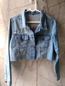 Cropped denim jacket