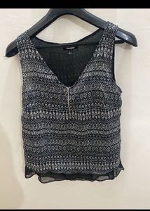Patterned Sleeveless Top